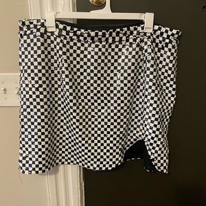 Size 20 Nasty Gal black and white checkerboard sequin mini skirt